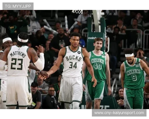 字母哥再次独领风骚，创纪录助雄鹿大胜公牛，字母哥伤退雄鹿加时险胜热火