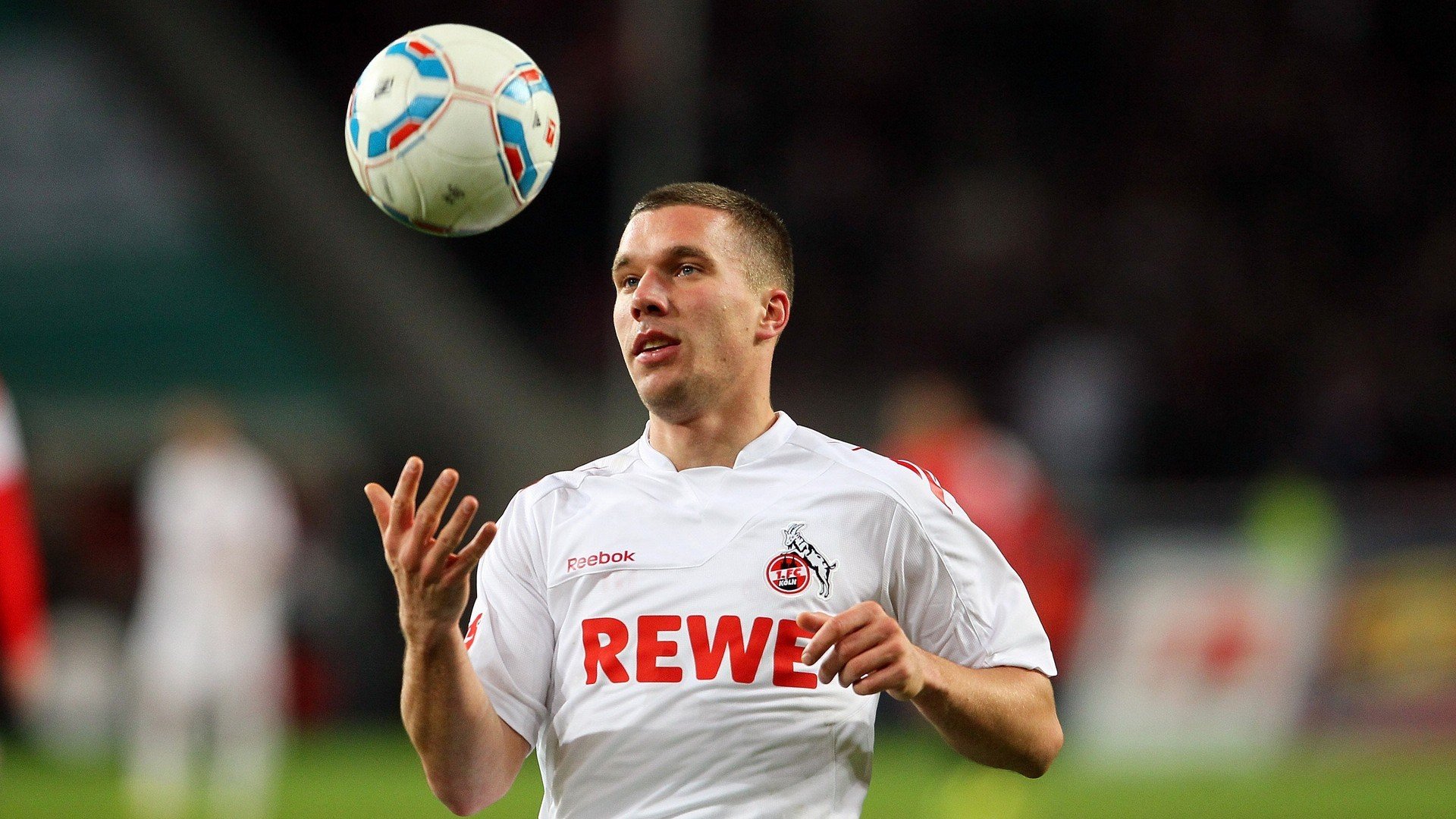 开云APP-裁判技术辅助系统升级试运行效果显著，裁判功能