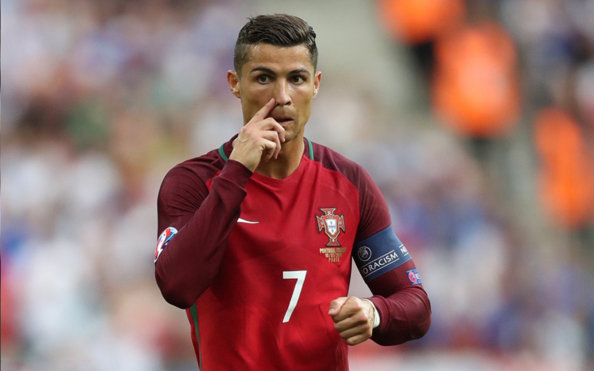 战术创新!球队应对激烈压力的秘密武器!,球队战术打法